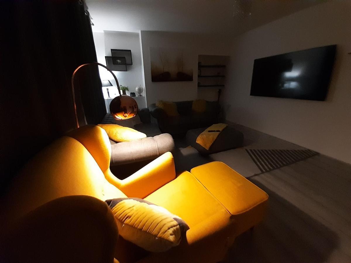 Cosy 3-Bedroom House In Aspley נוטינגהאם מראה חיצוני תמונה